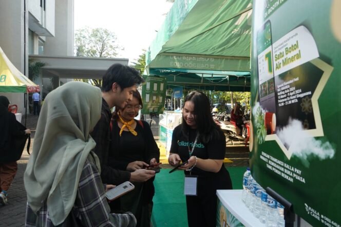 
Belanja Pakai Kallafriends Berhadiah Moped di Fest IKA Smansa Keliling Asia