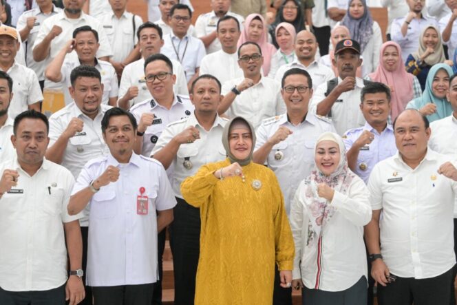 
Hadiri Rakor Persiapan Lomba Kelurahan, PJ Sekda Tekankan Utamakan Sinergitas dan Kekompakan
