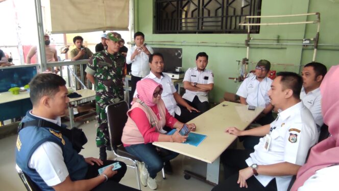 
Distaru Kota Makassar Bongkar Bangunan diatas Lahan Milik Pemkot