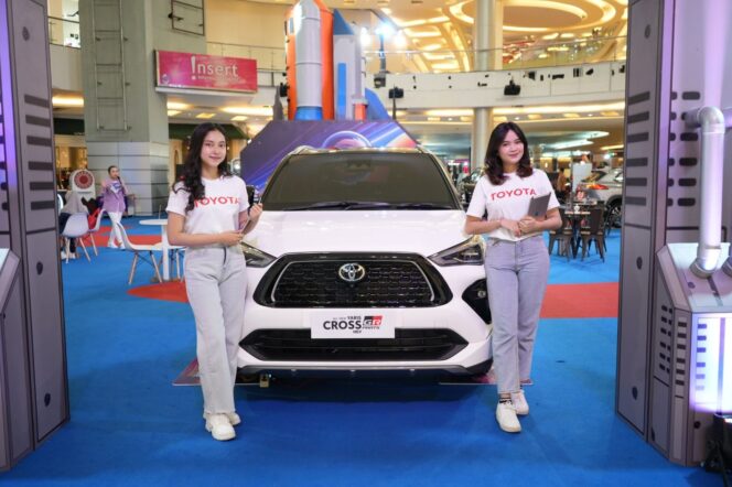 
Penjualan Mobil Hybrid Toyota Meningkat Pesat di Sulawesi