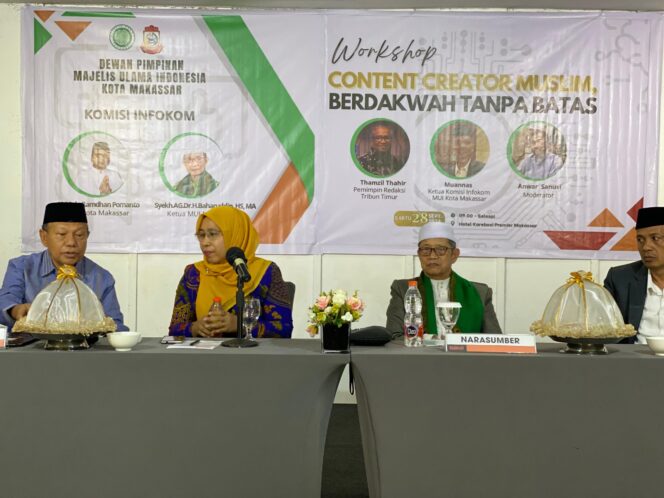 
Plt Kadis Kominfo Makassar Tekankan Pentingnya Pemanfaatan Teknologi Bijak di Workshop Dakwah Digital