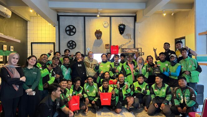 
Kalla Kars dan Gojek Berikan Edukasi Safety Riding ke Driver