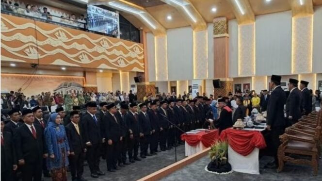 
Nasdem Tetapkan Supratman jadi Ketua DPRD Kota Makassar