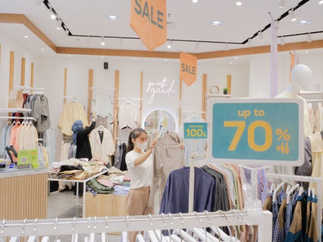 
Midnight Sale di MaRI & NIPAH PARK Kembali Digelar, Diskon Hingga 70 Persen