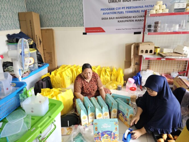 
Giat UMKM Binaan Pertamina Patra Niaga Sulawesi di Bazar Ramadan