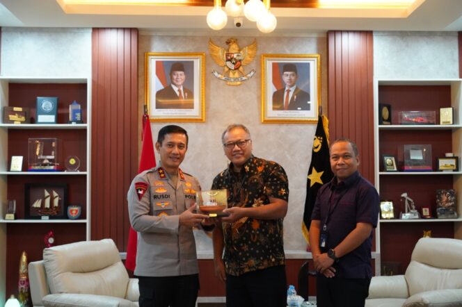 
SPMJ Laksanakan Kunjungan Silaturahmi ke Polda Sulsel